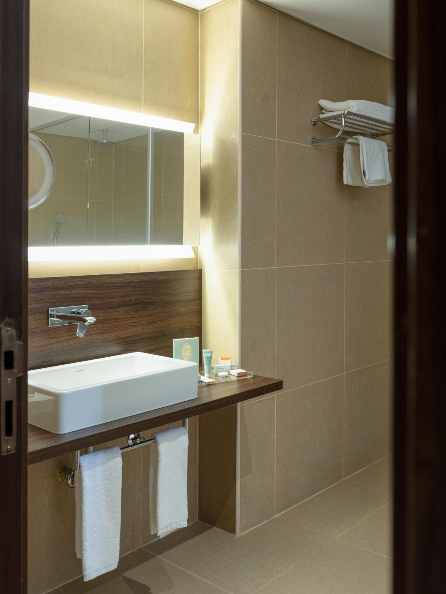 Retaj Inn Al Wakrah Quarto foto